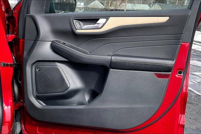 2021 Ford Escape Titanium Hybrid