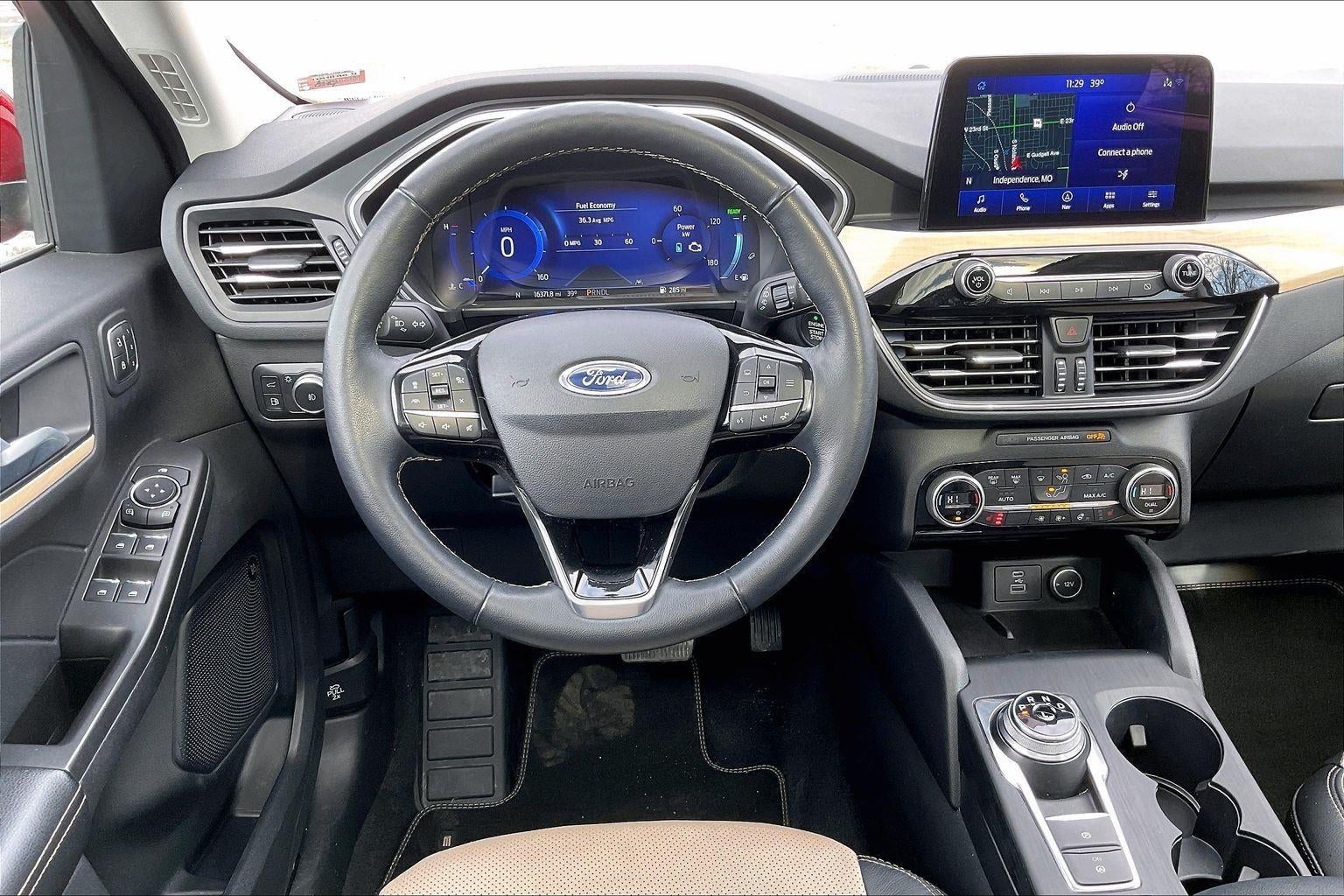 2021 Ford Escape Titanium Hybrid