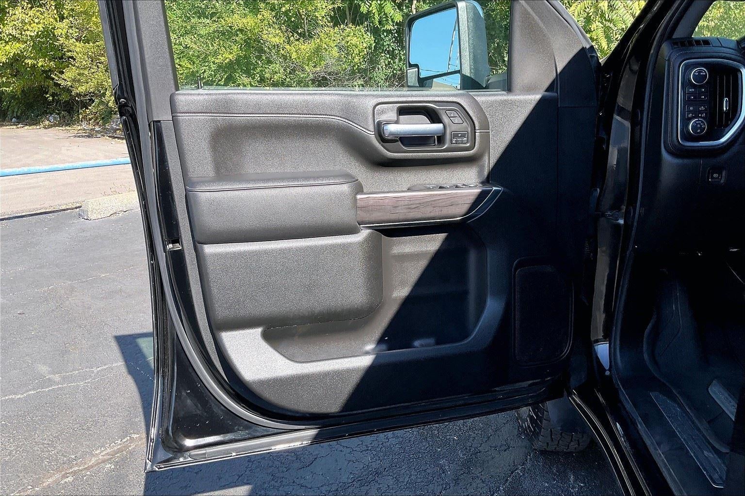 2022 Chevrolet Silverado 3500 HD LTZ DRW