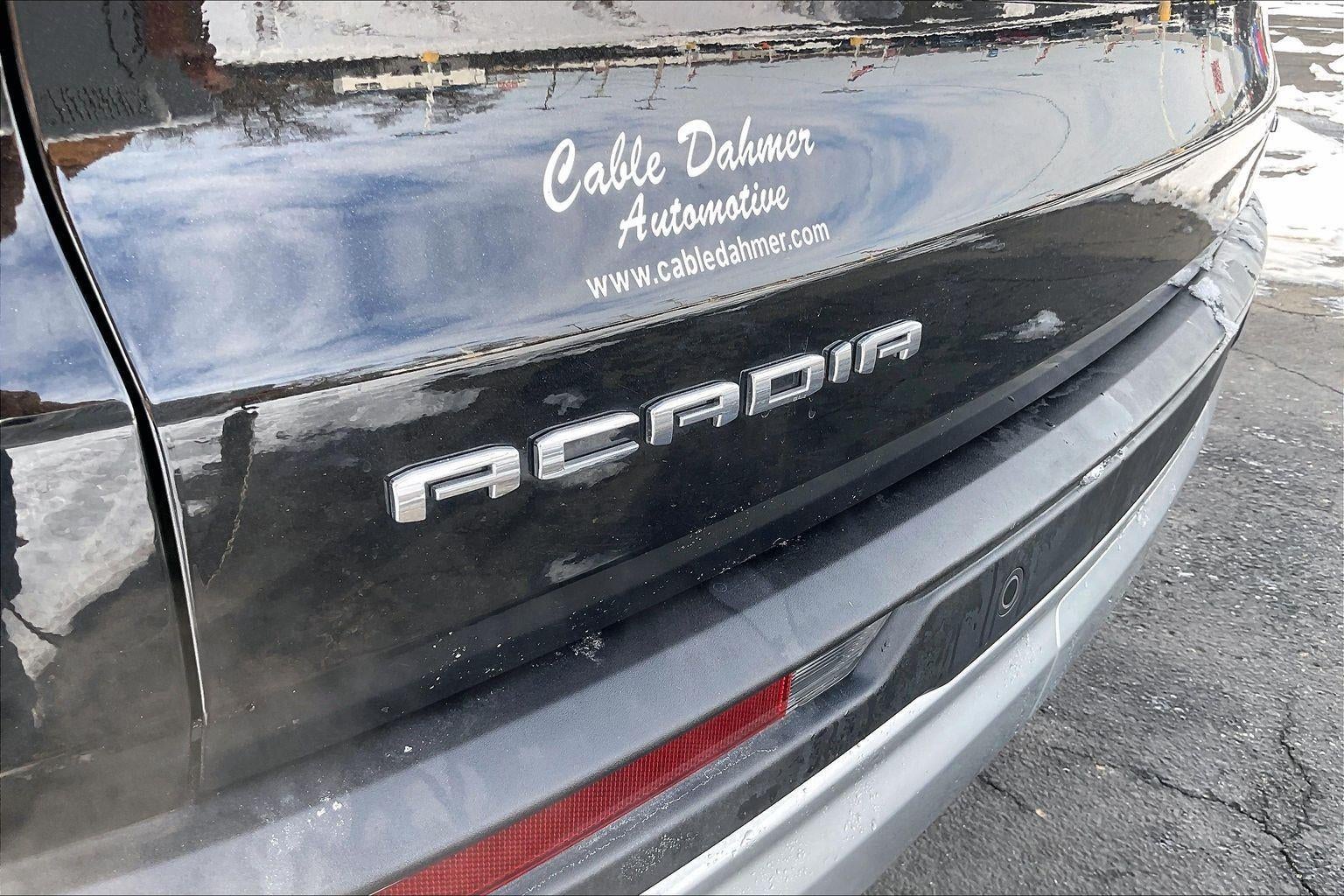 2025 GMC Acadia Elevation