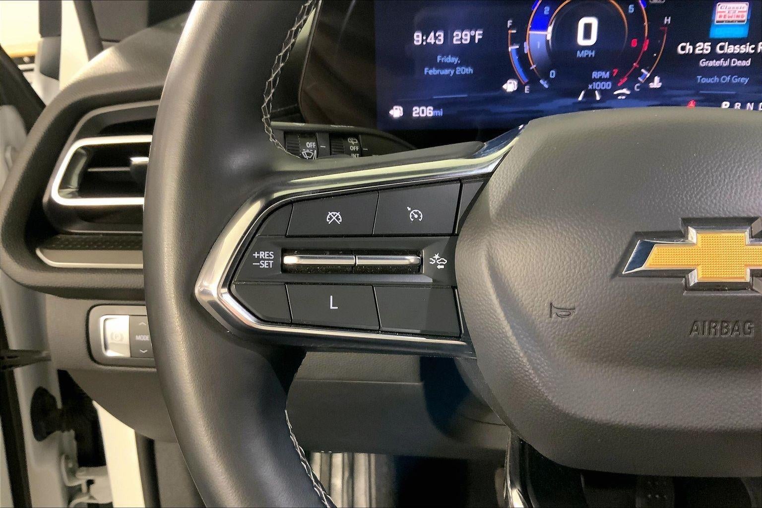 2024 Chevrolet Traverse LT