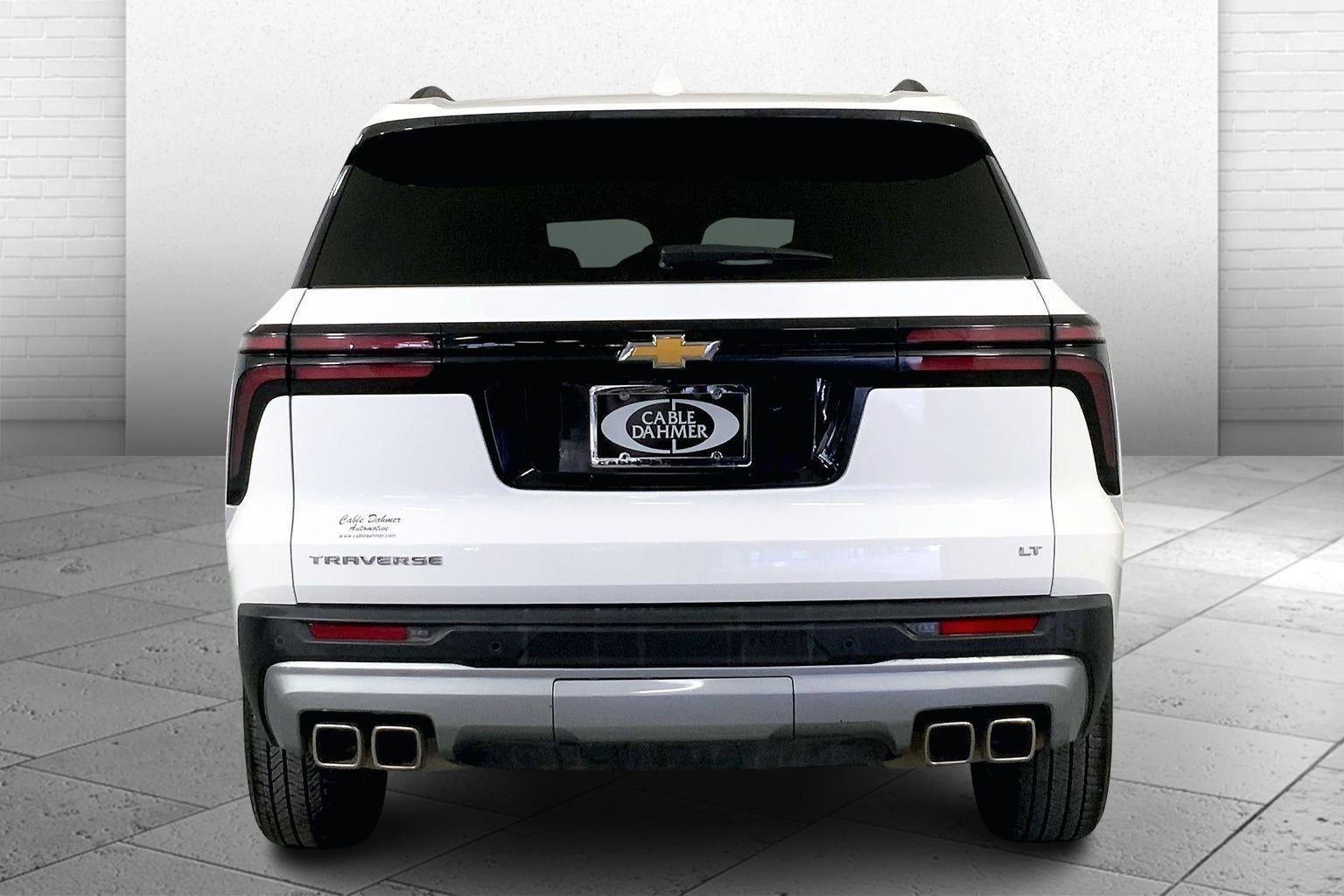 2024 Chevrolet Traverse LT