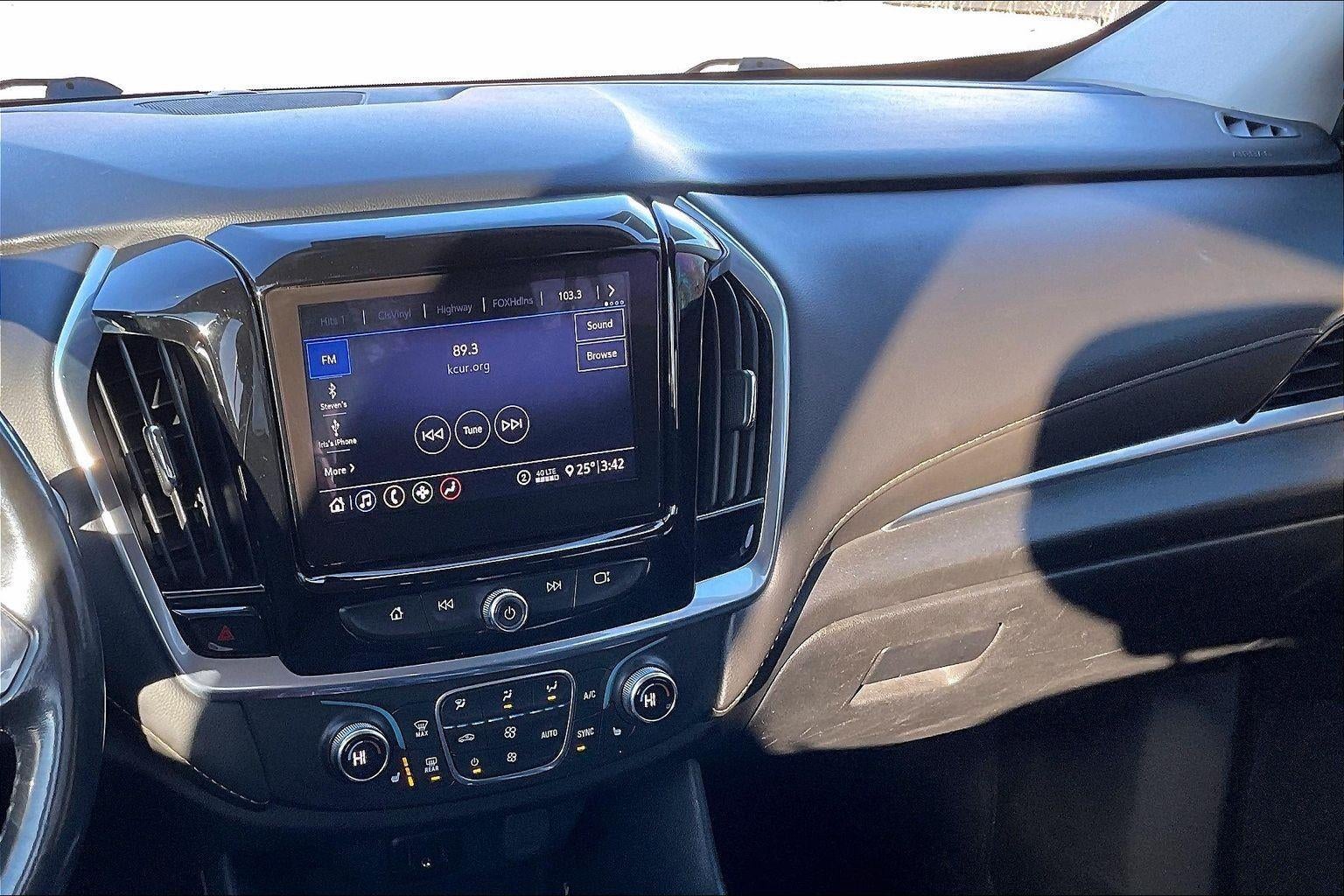 2020 Chevrolet Traverse LT Cloth