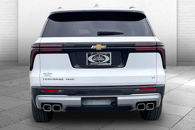 2024 Chevrolet Traverse LT