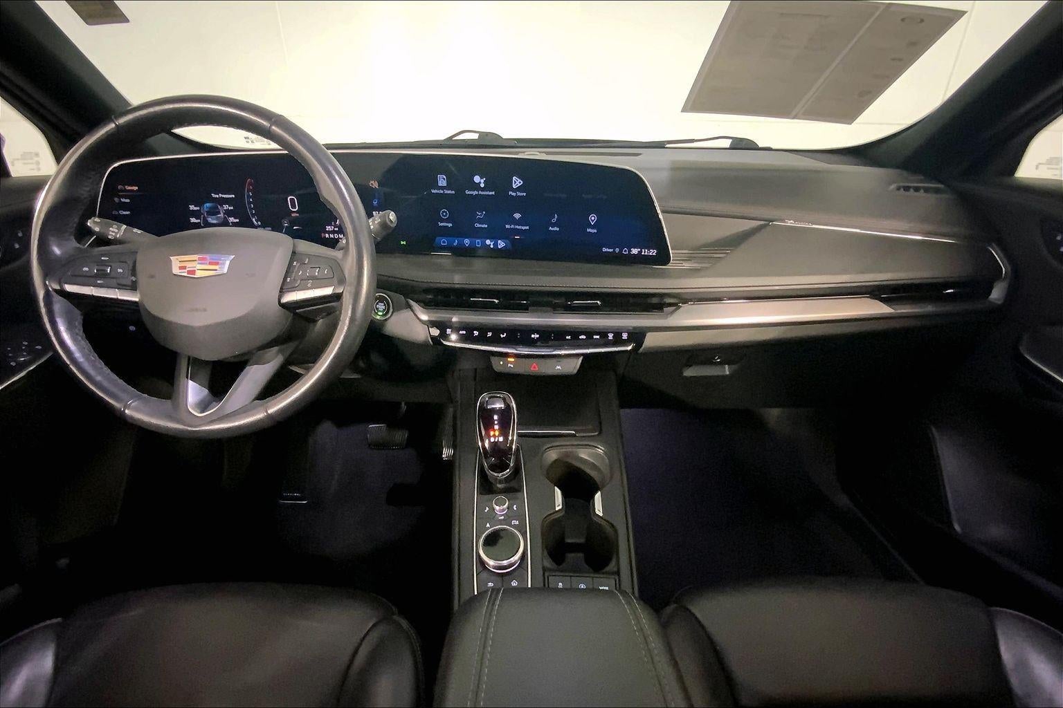 2024 Cadillac XT4 Premium Luxury