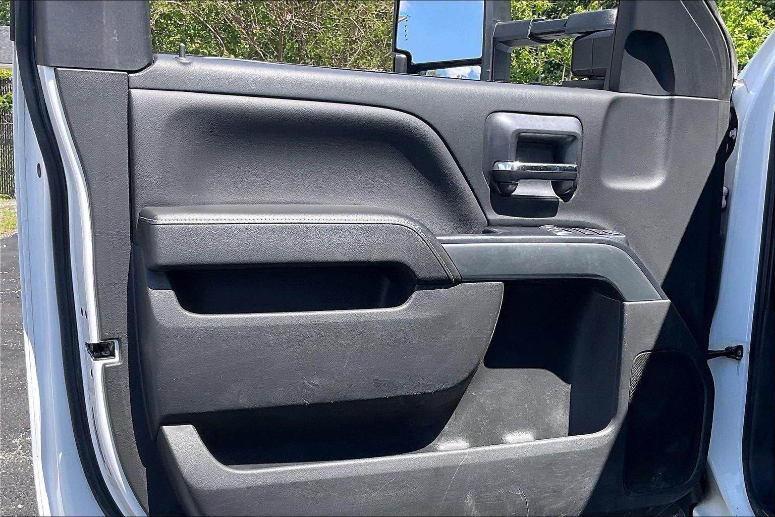 2019 Chevrolet Silverado 4500 HD LT