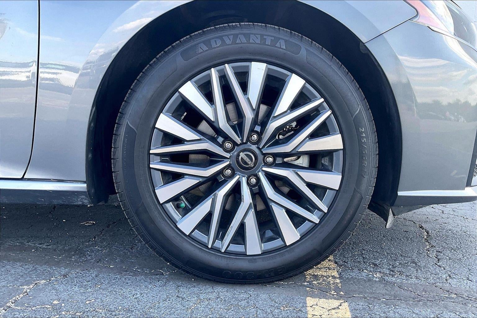 2025 Nissan Altima SV