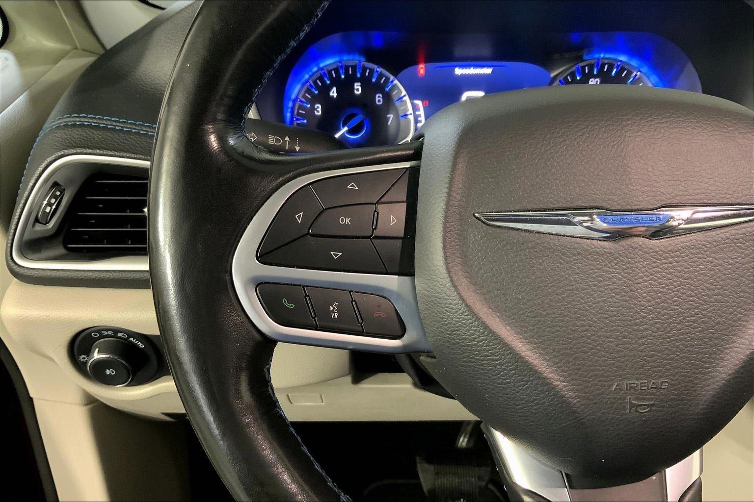 2021 Chrysler Pacifica Touring L