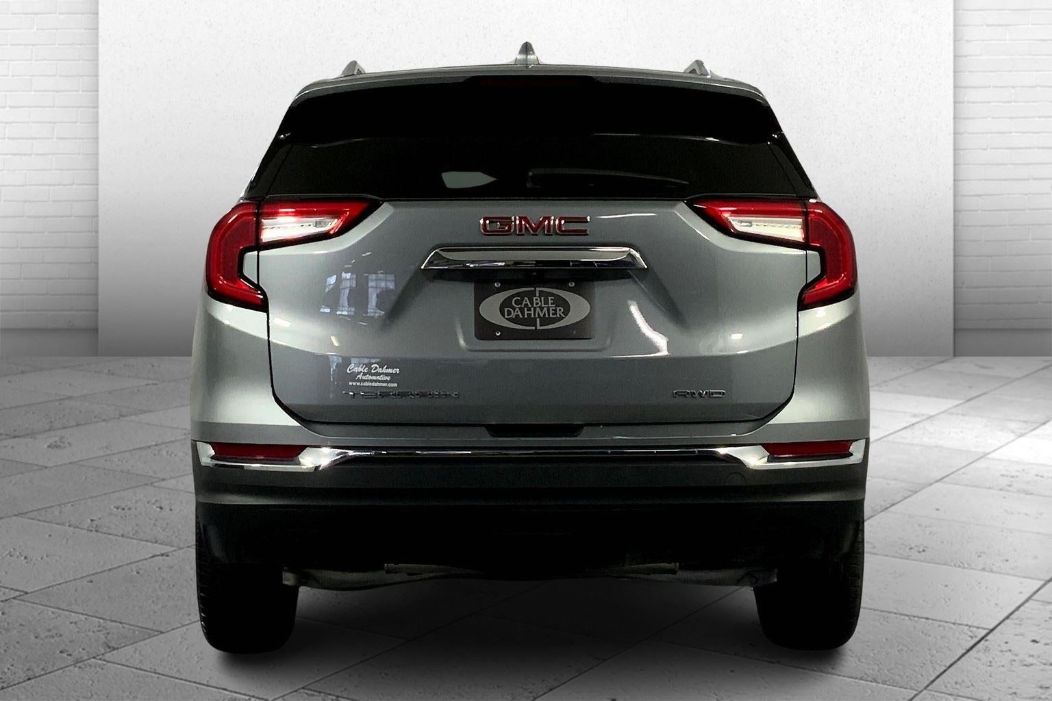 2023 GMC Terrain SLT