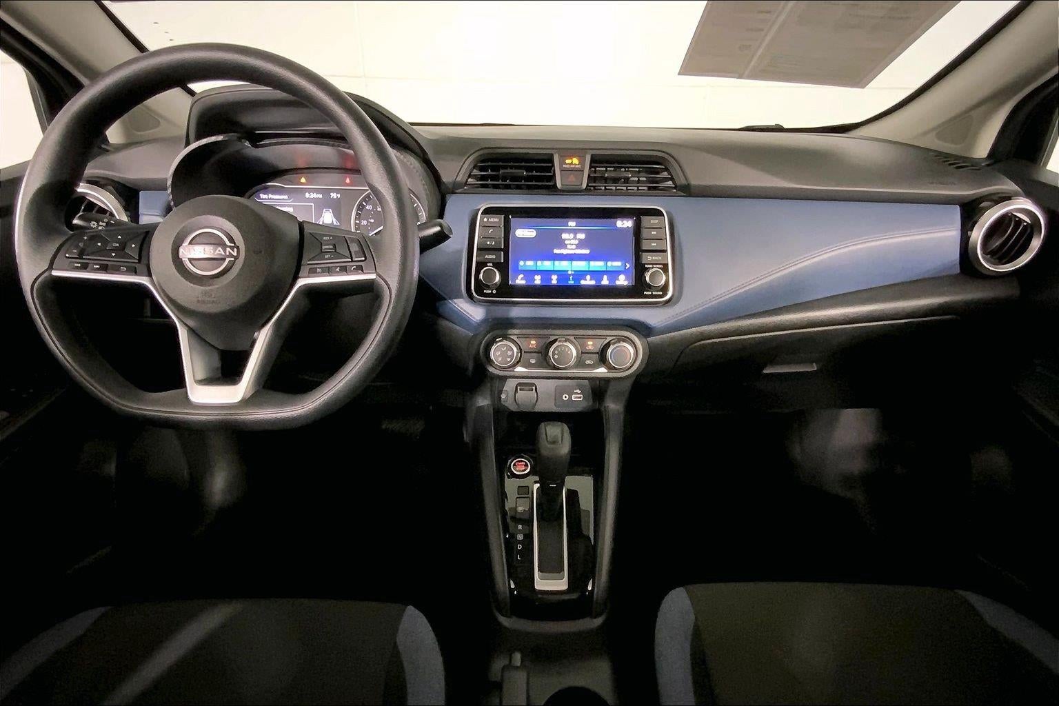 2025 Nissan Versa SV