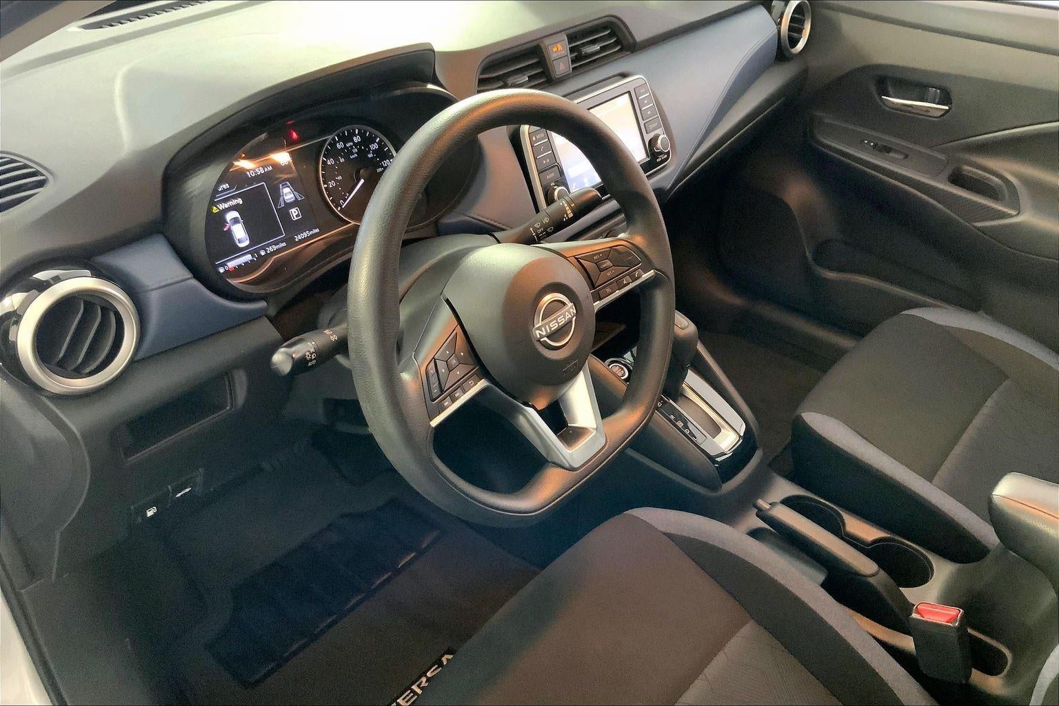 2025 Nissan Versa SV