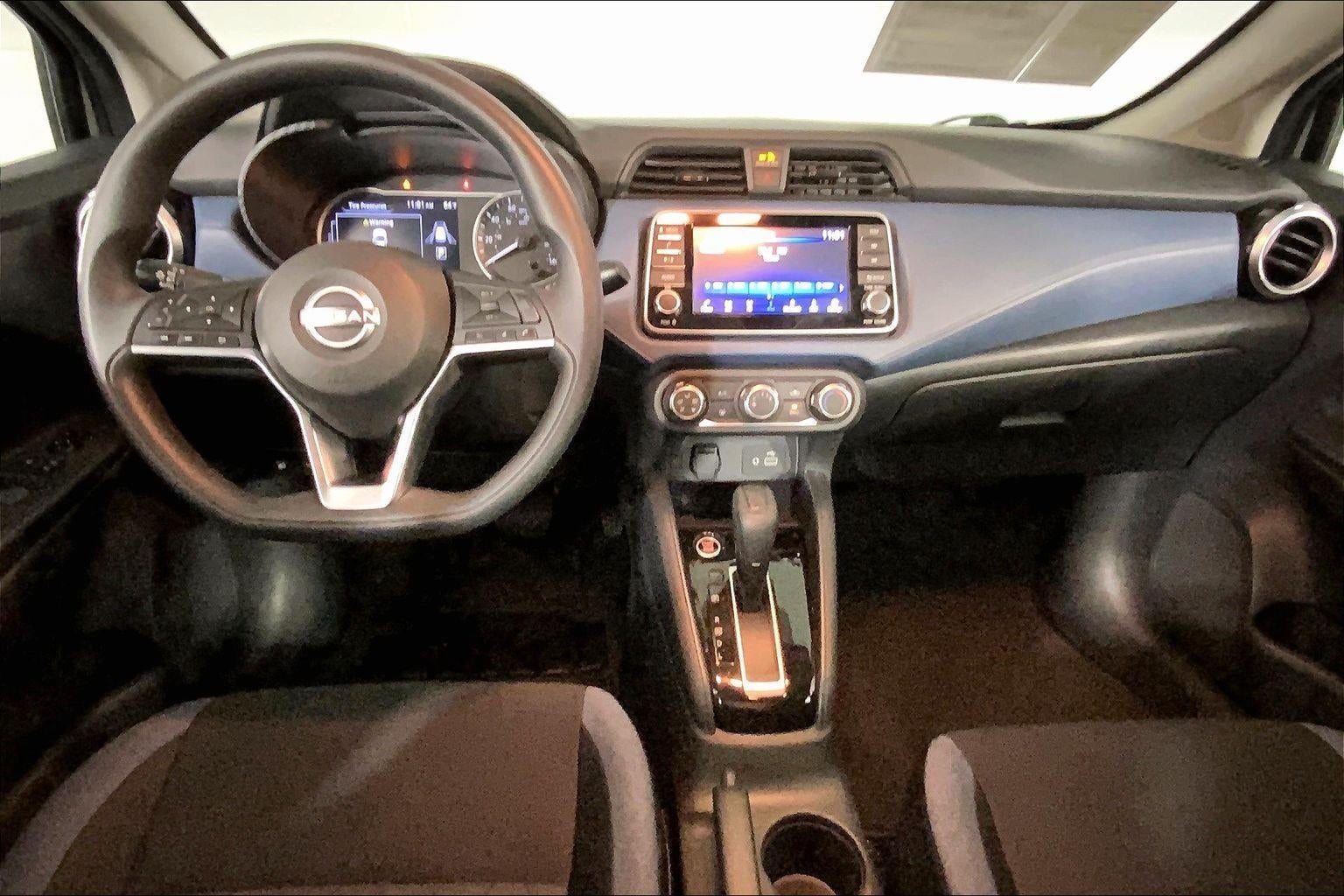 2025 Nissan Versa SV