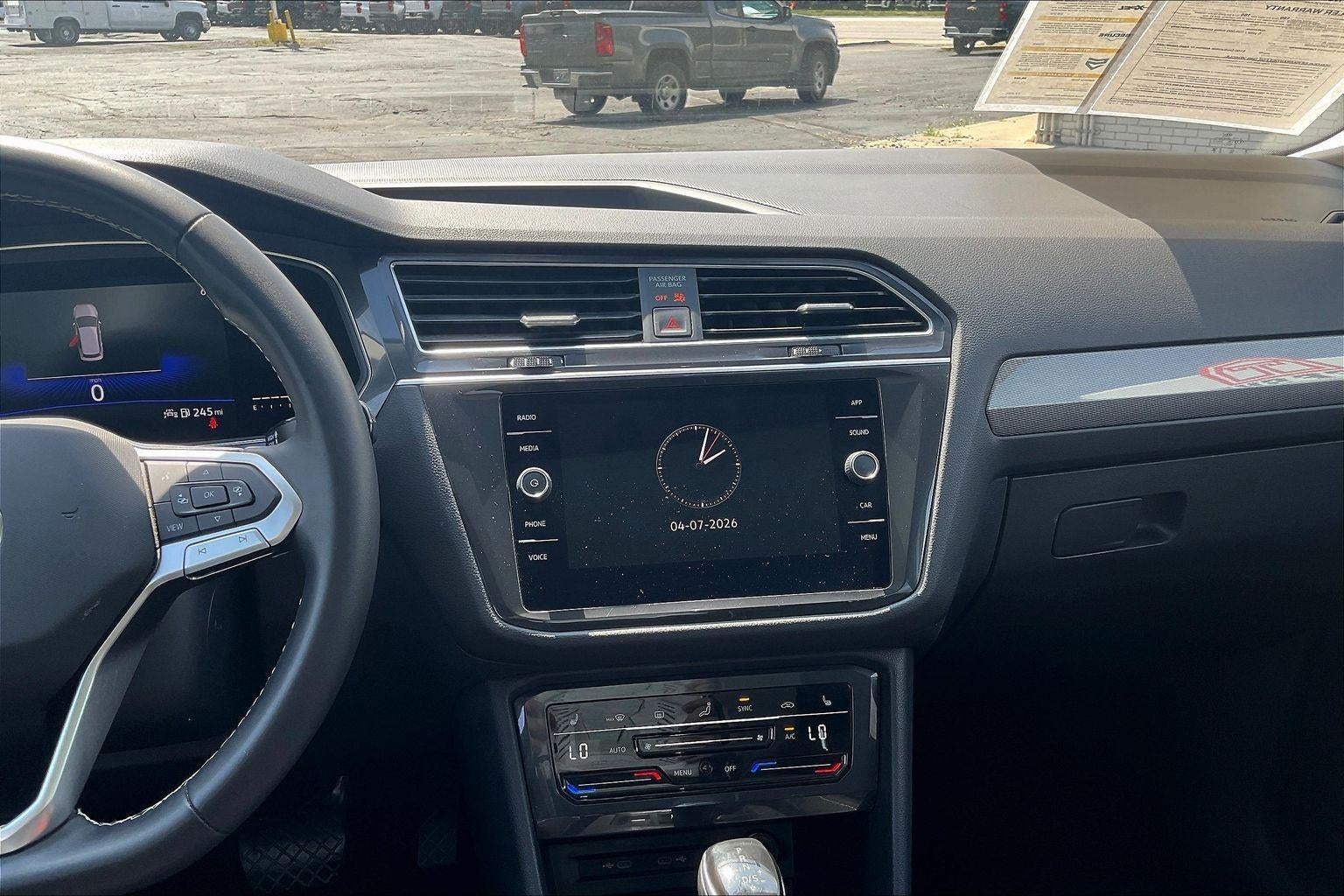 2023 Volkswagen Tiguan SE