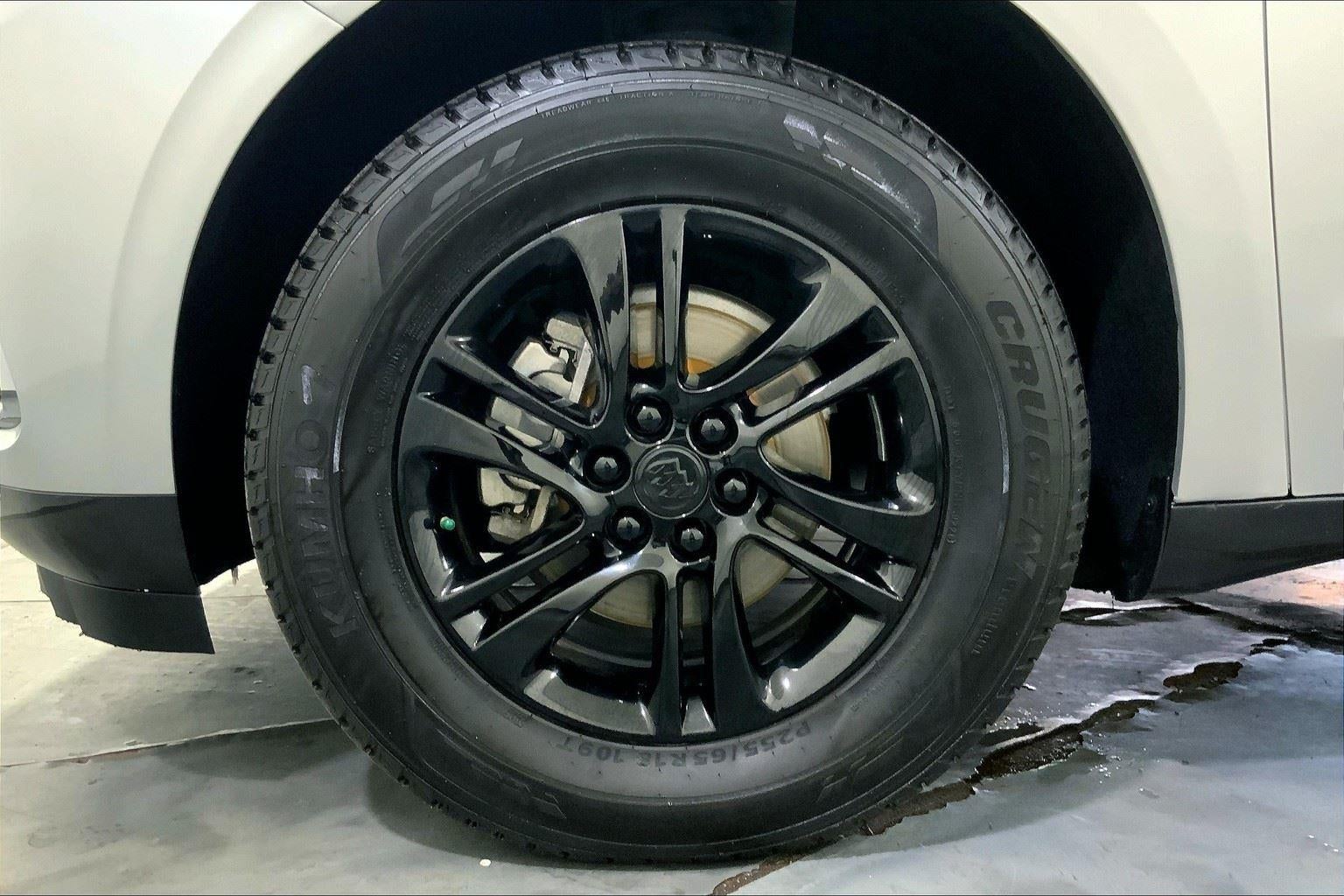 2020 Buick Enclave Essence