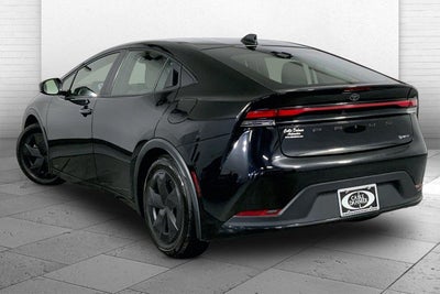2025 Toyota Prius LE