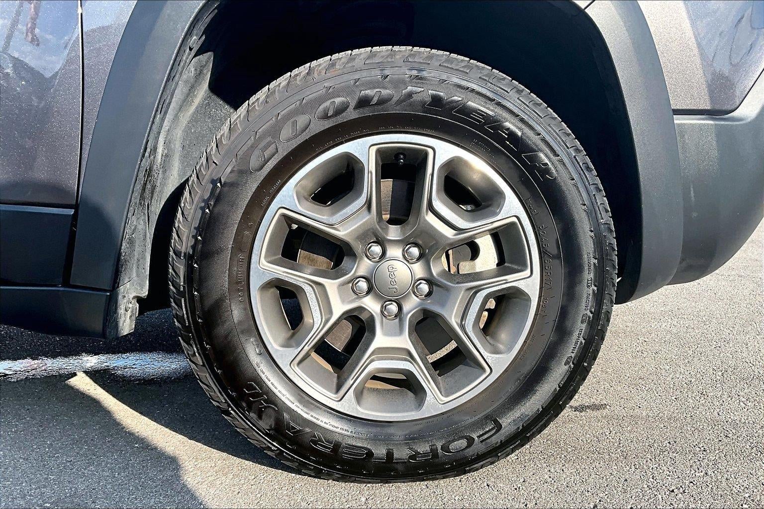 2022 Jeep Cherokee Trailhawk