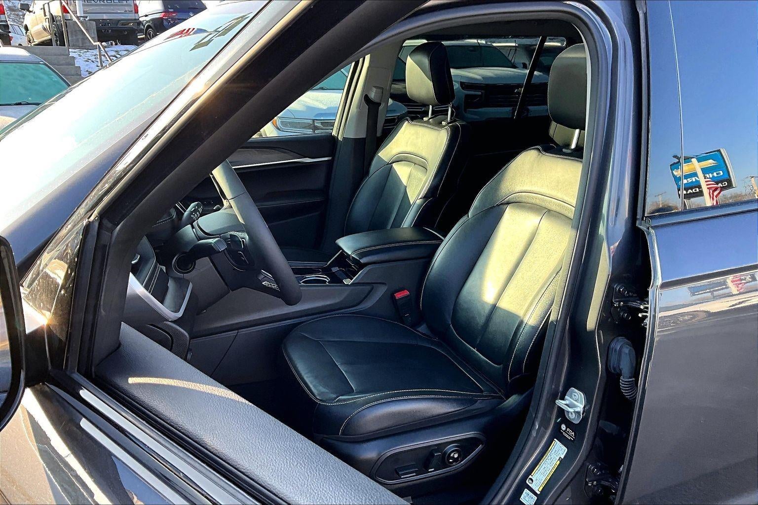 2023 Jeep Grand Cherokee L Limited