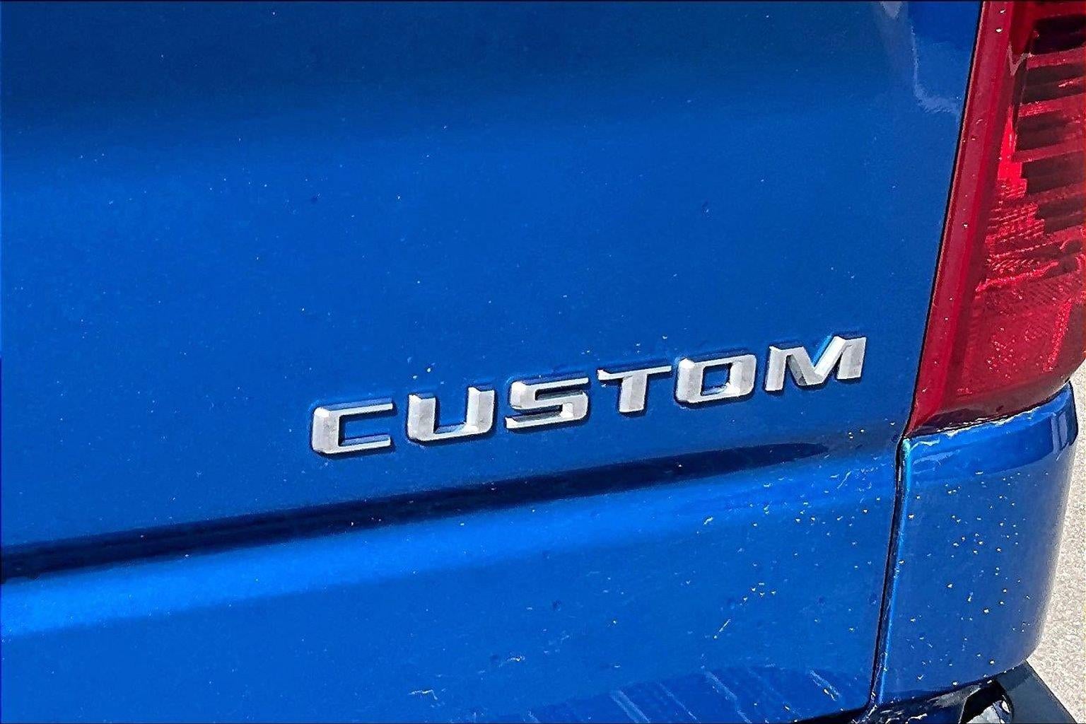 2022 Chevrolet Silverado 1500 Custom