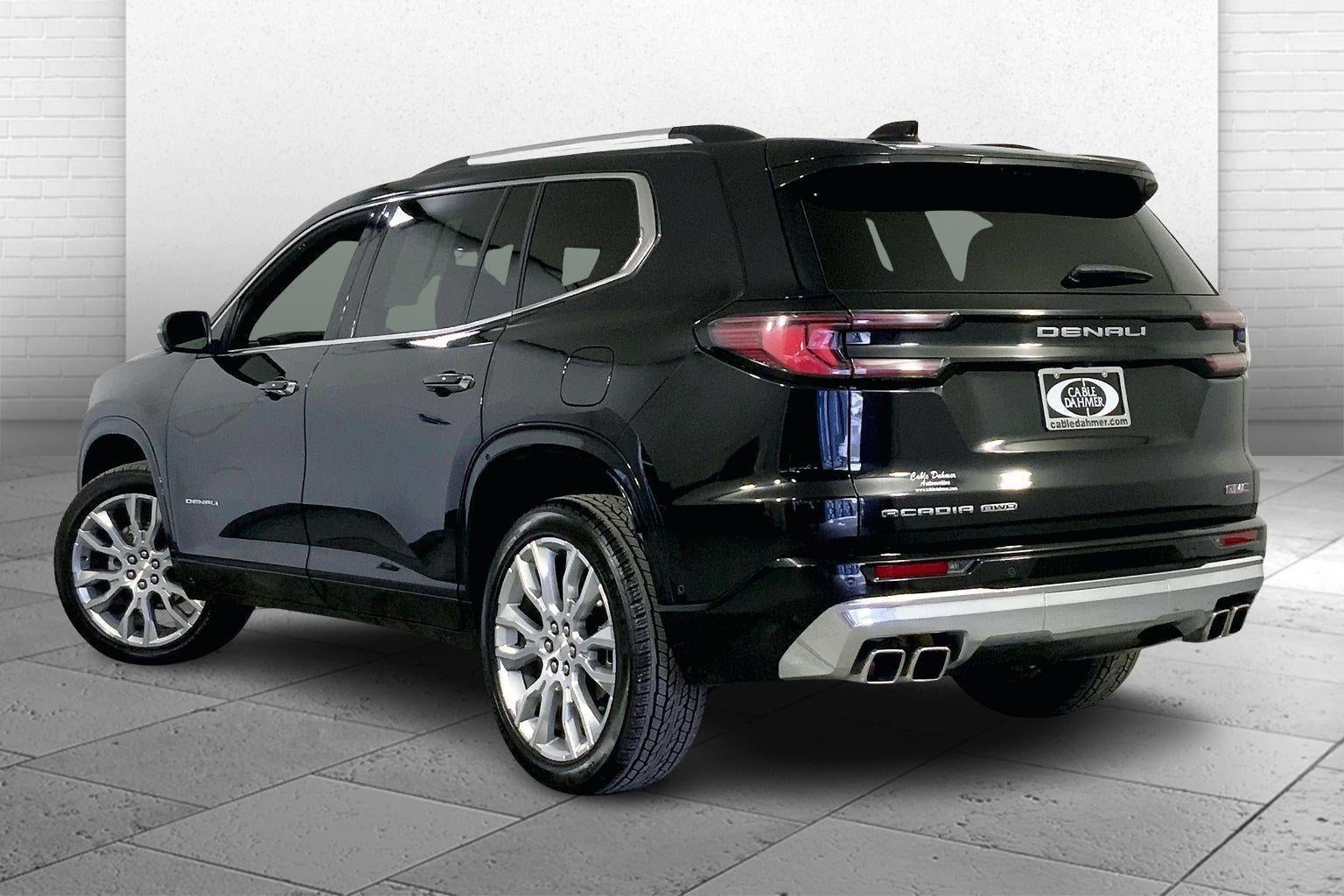 2024 GMC Acadia Denali