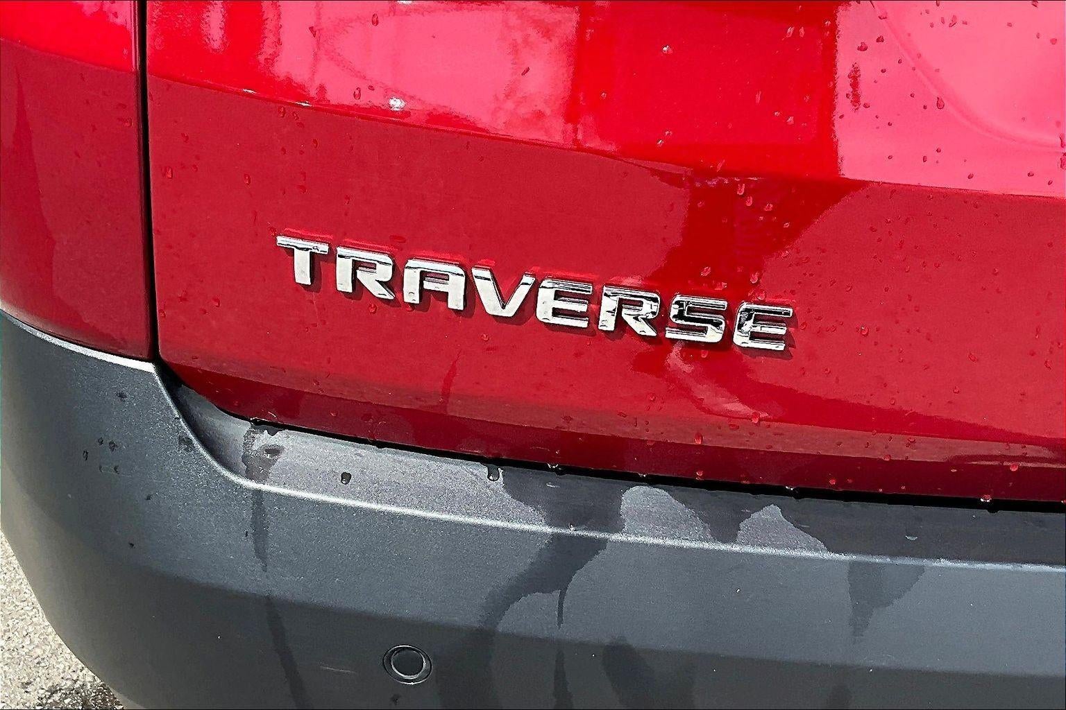 2021 Chevrolet Traverse LT Leather