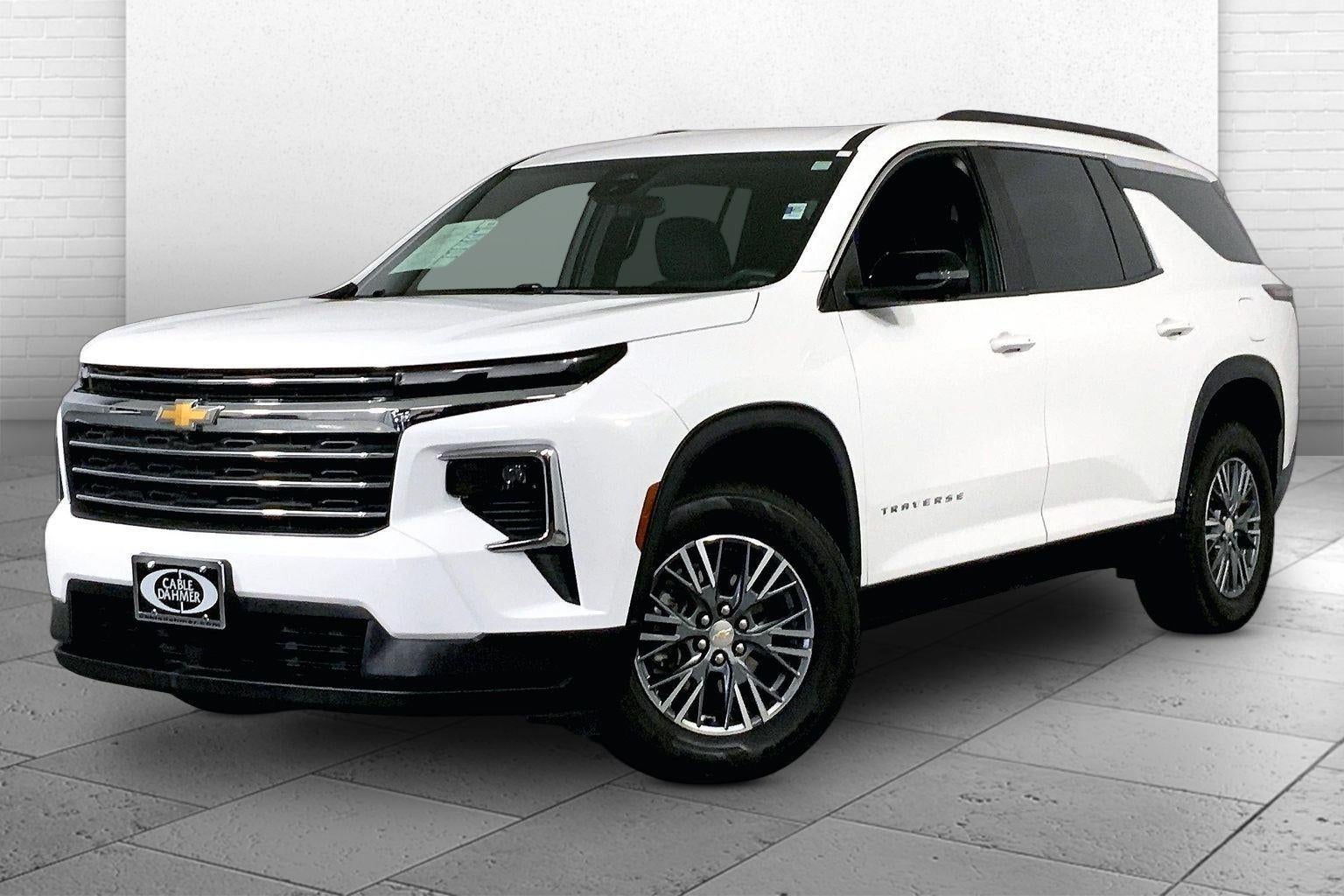 2024 Chevrolet Traverse LT