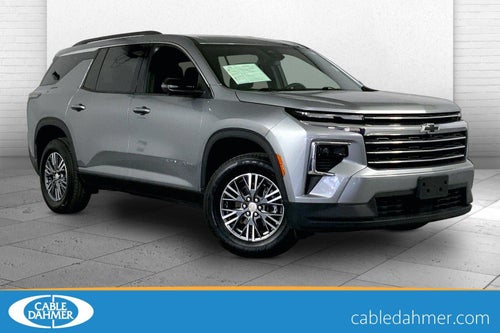 2024 Chevrolet Traverse LT