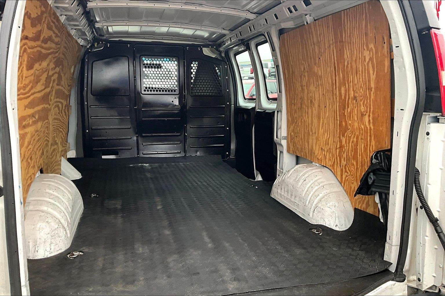 2019 GMC Savana Cargo 2500 RWD 2500 135"