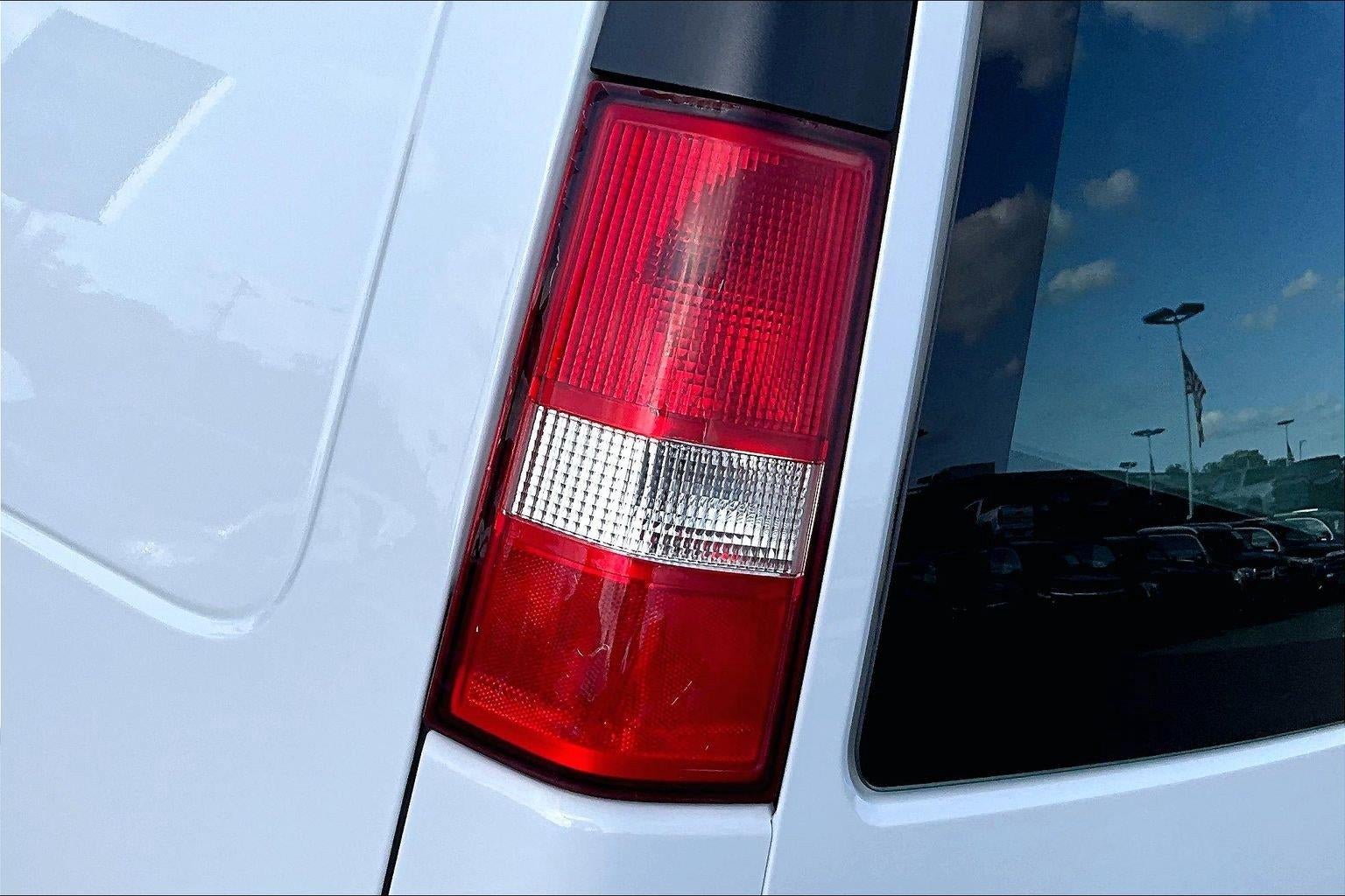 2020 GMC Savana Cargo 2500 RWD 2500 135"