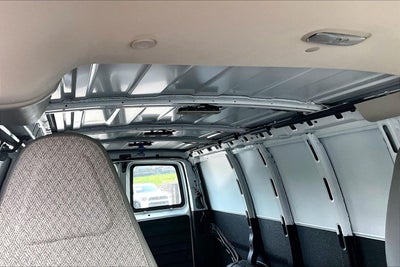 2020 GMC Savana Cargo 2500 RWD 2500 135"