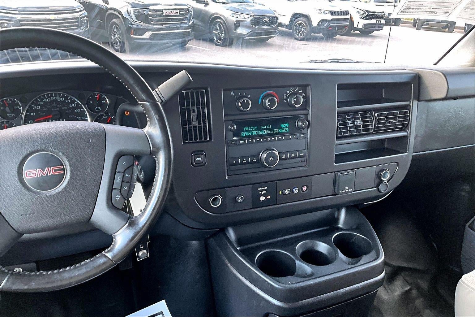 2020 GMC Savana Cargo 2500 RWD 2500 135"