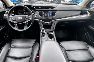 2017 Cadillac XT5 Luxury FWD