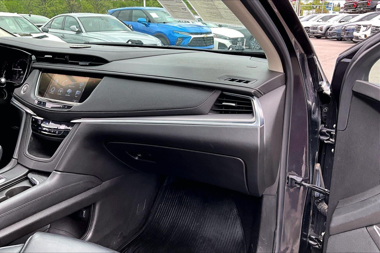 2017 Cadillac XT5 Luxury FWD