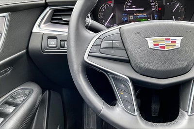 2017 Cadillac XT5 Luxury FWD