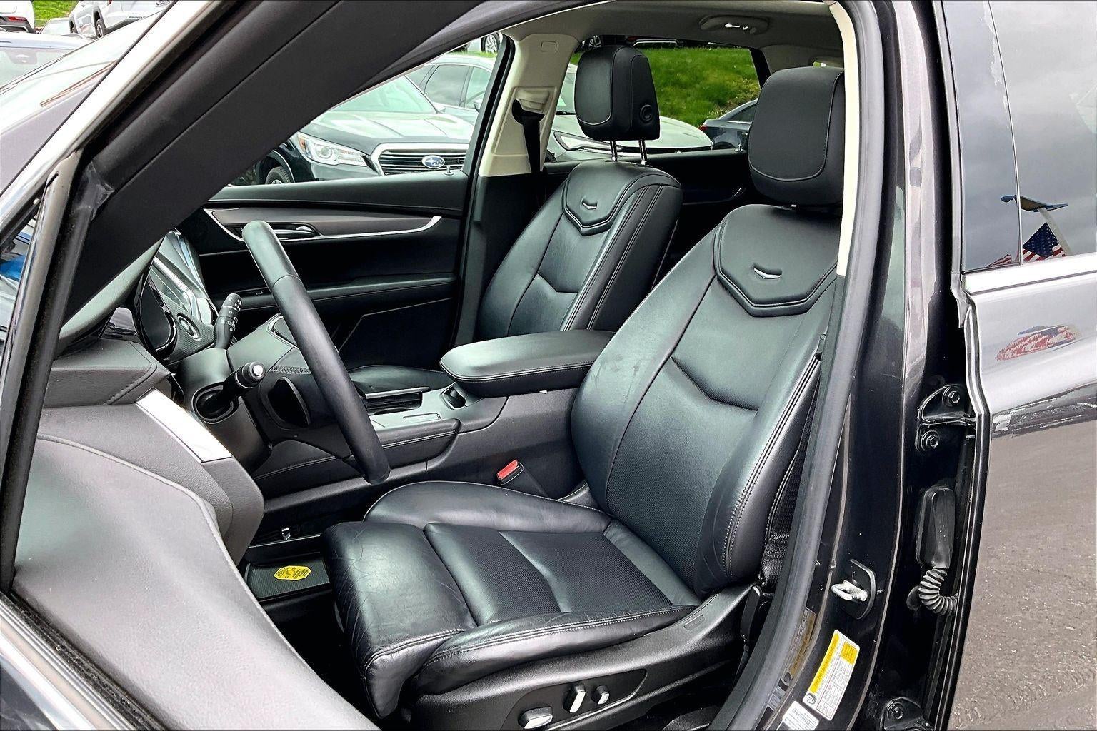 2017 Cadillac XT5 Luxury FWD