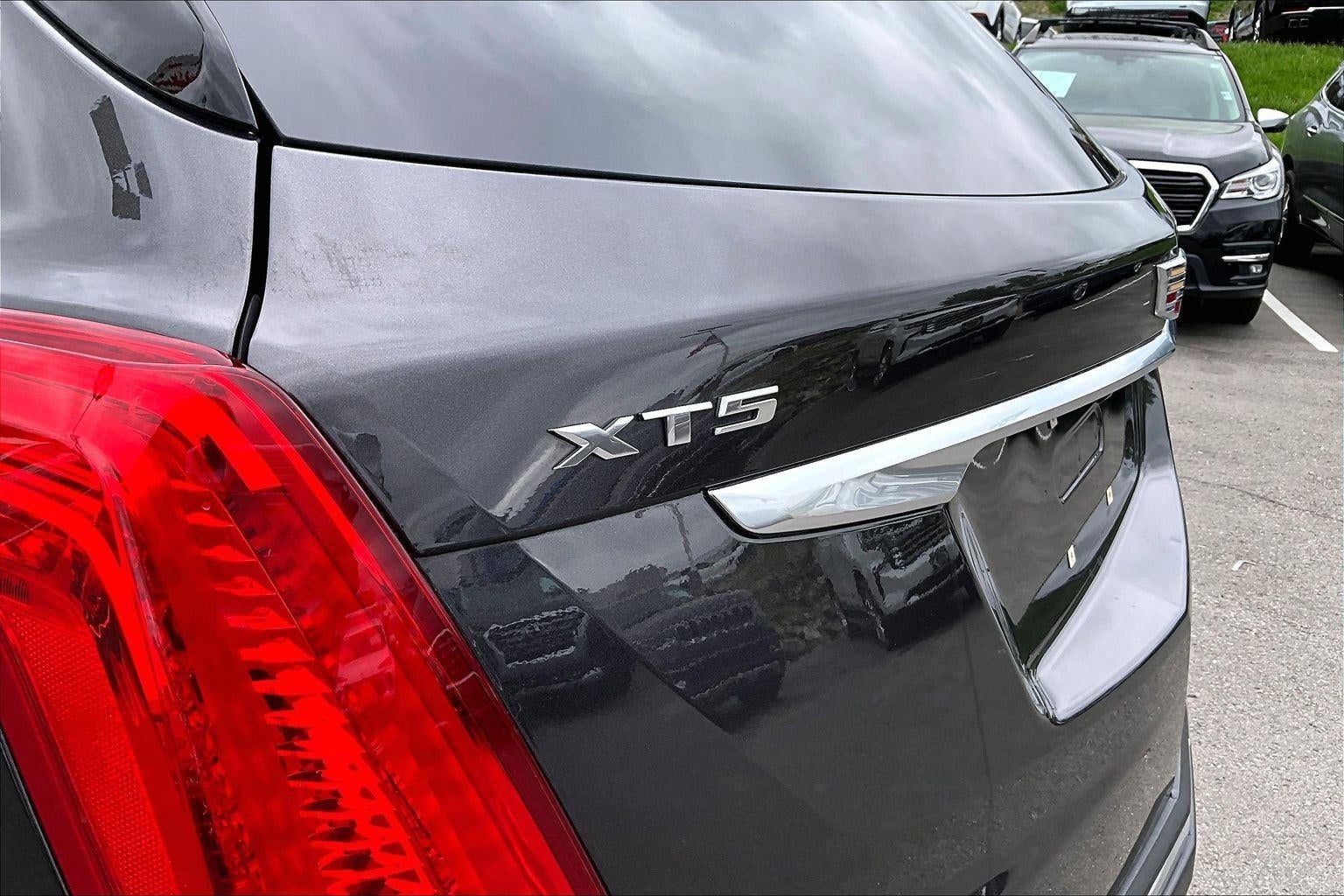 2017 Cadillac XT5 Luxury FWD