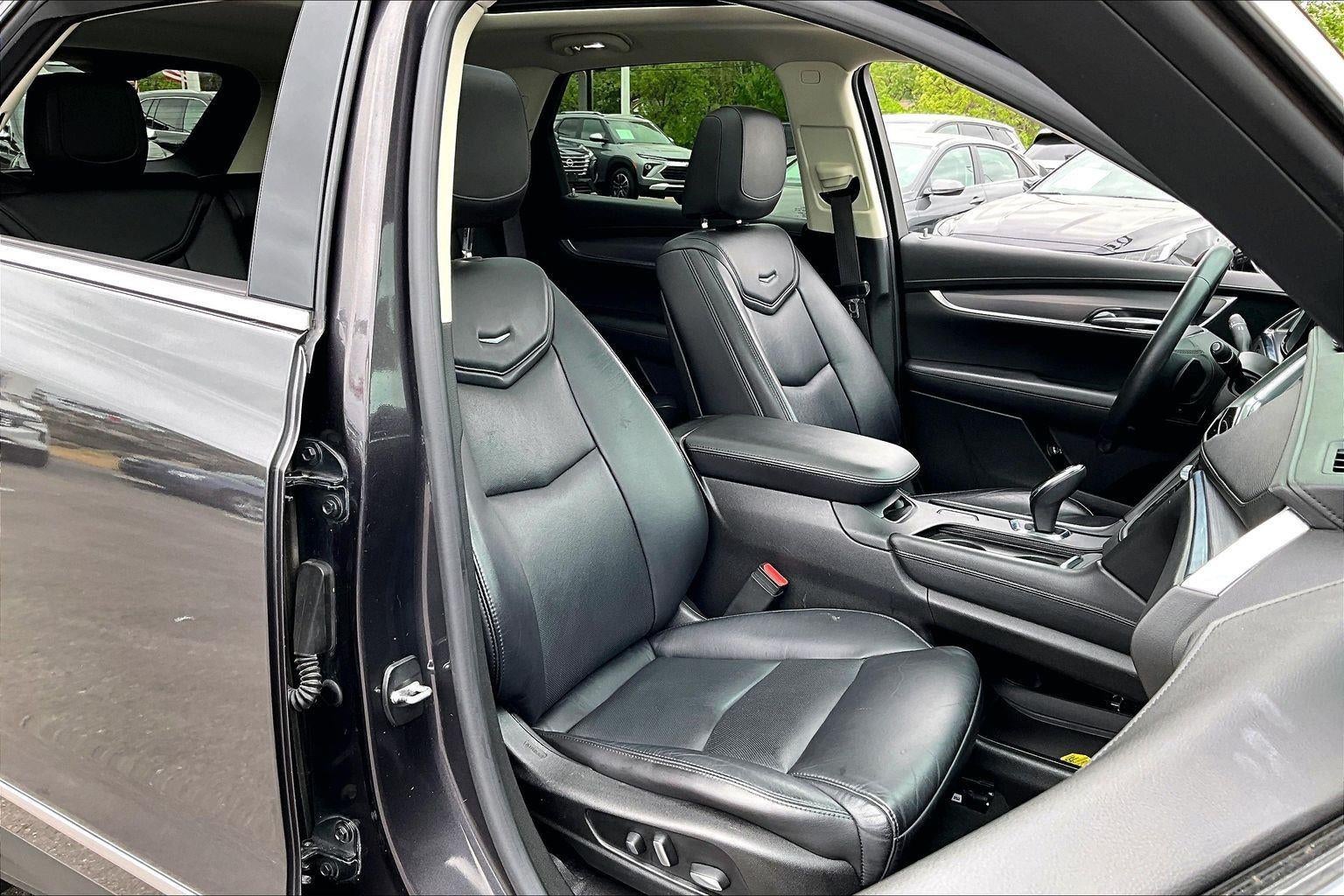 2017 Cadillac XT5 Luxury FWD