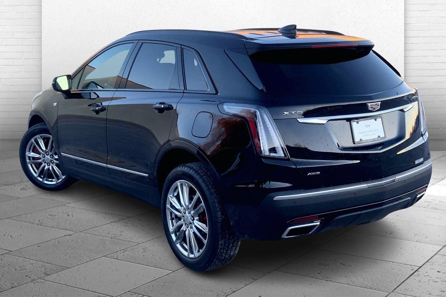 2022 Cadillac XT5 Sport