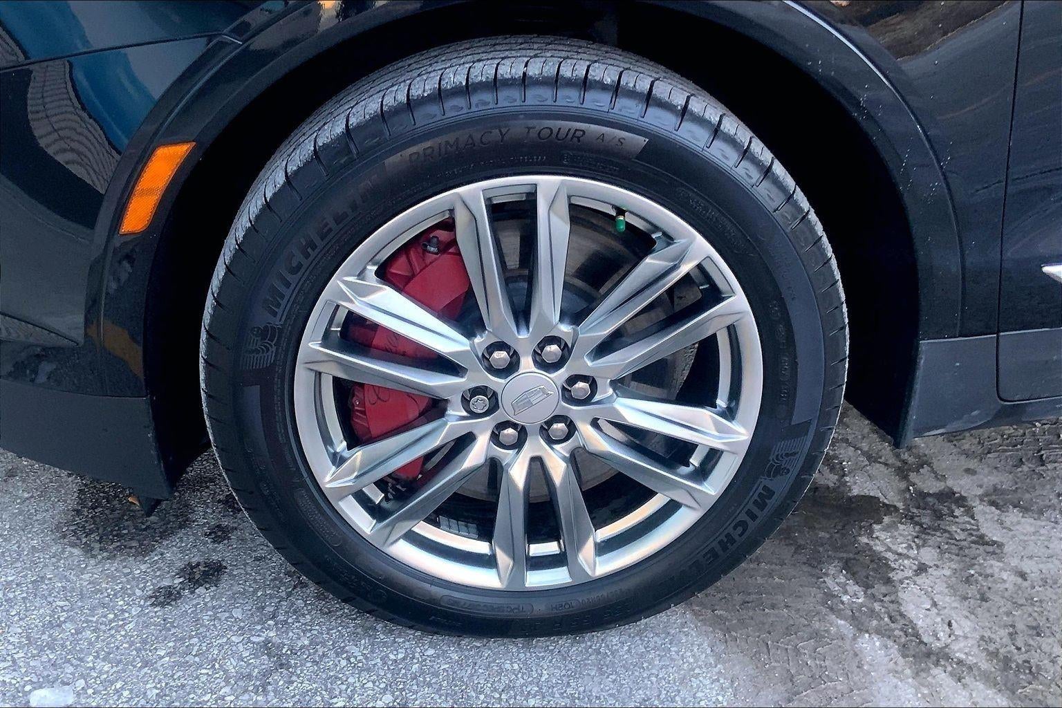 2022 Cadillac XT5 Sport