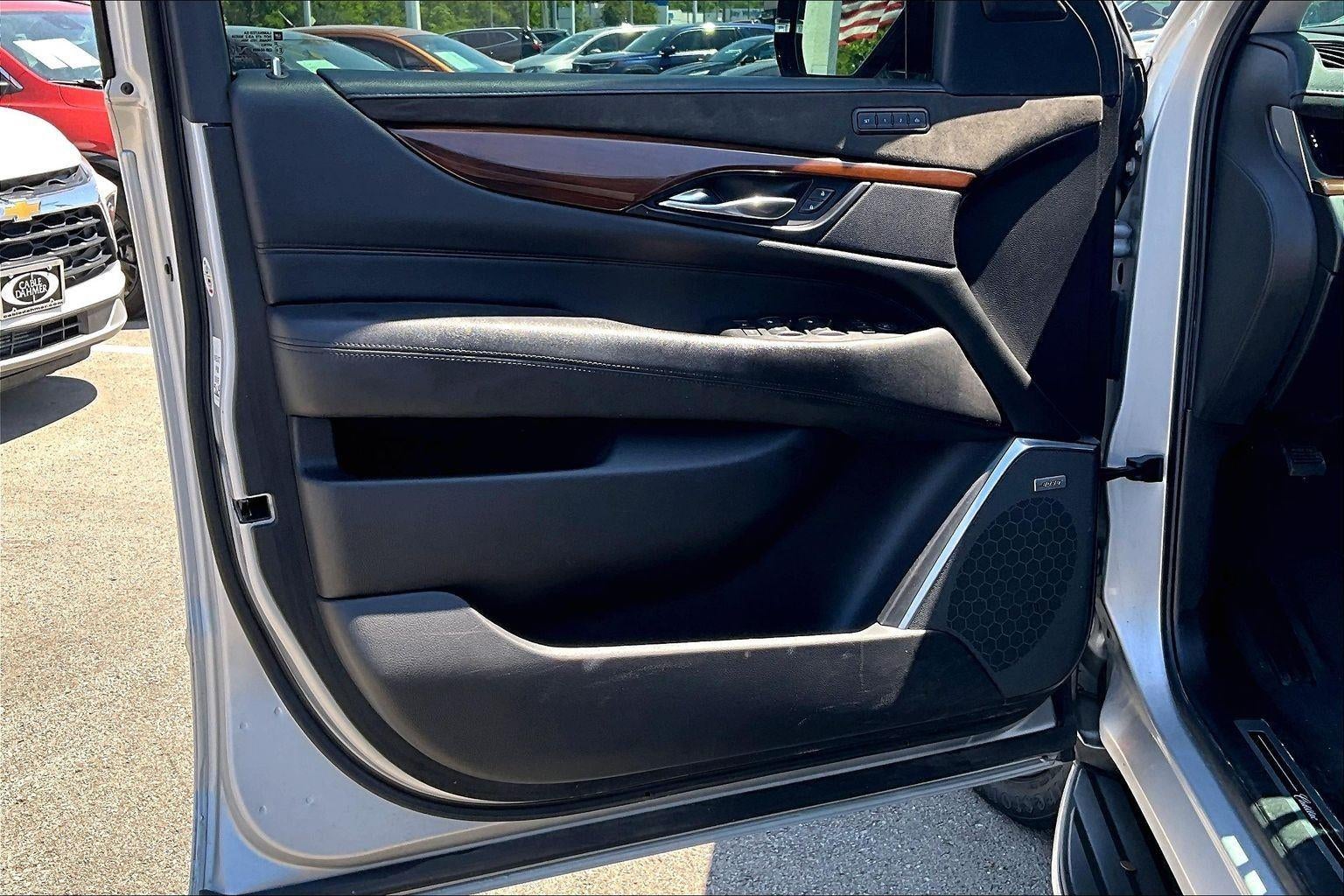 2020 Cadillac Escalade ESV Luxury