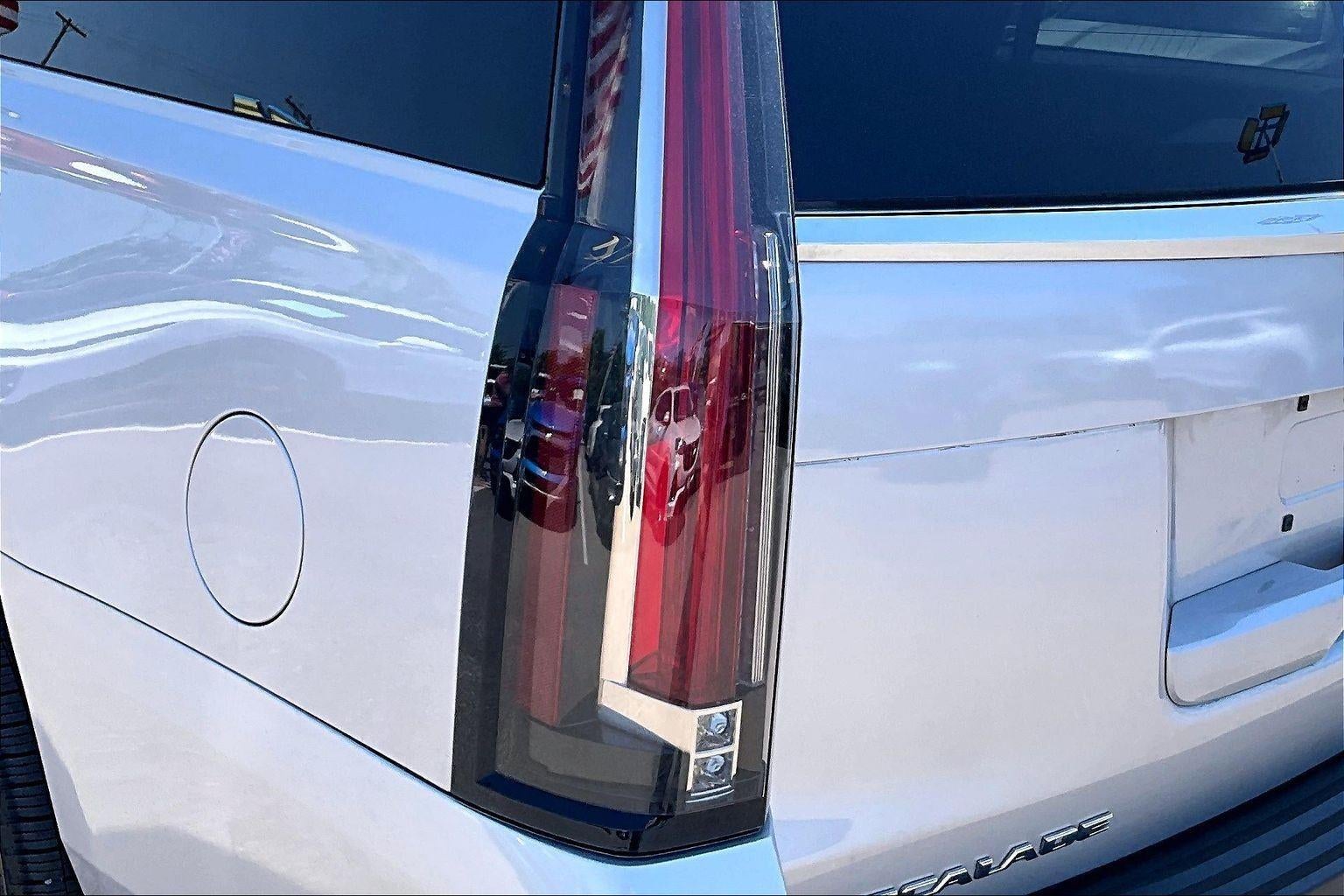 2020 Cadillac Escalade ESV Luxury