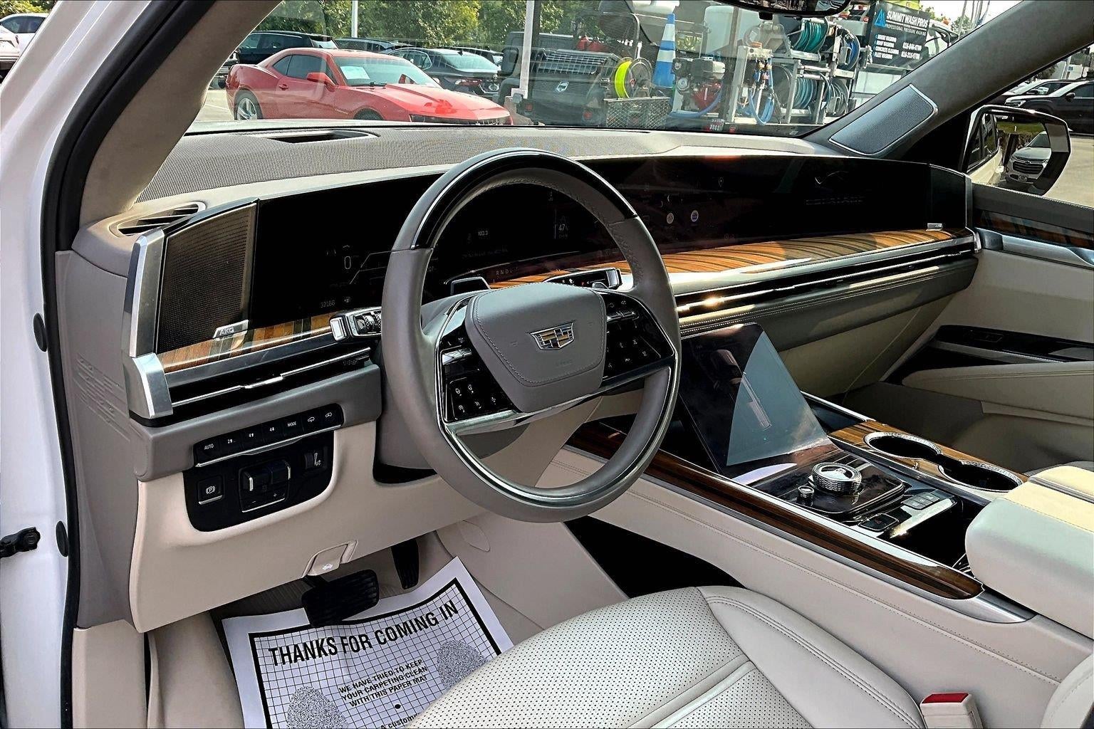 2025 Cadillac Escalade Sport Platinum