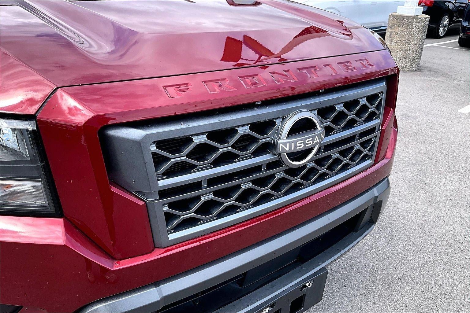 2023 Nissan Frontier SV