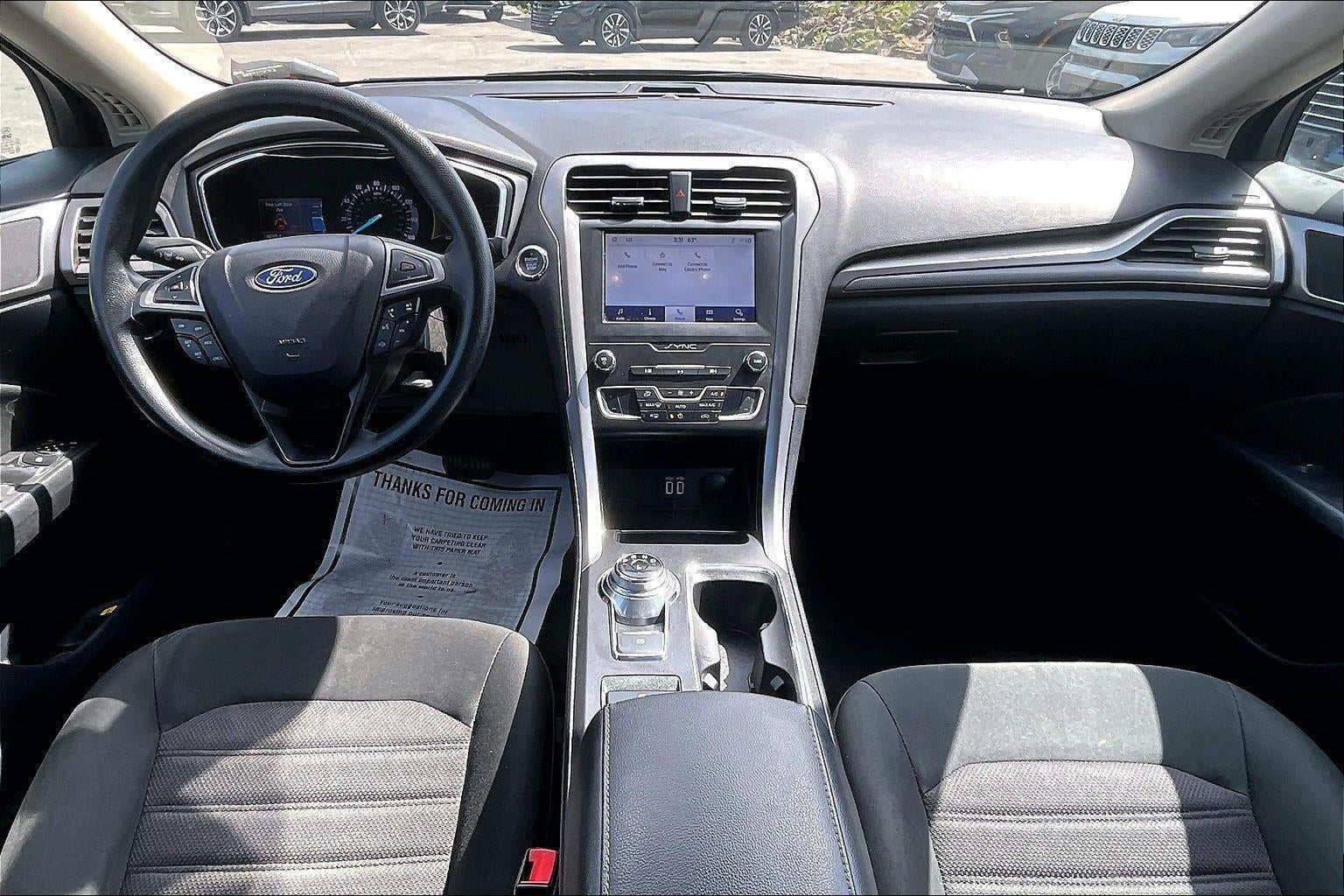 2020 Ford Fusion SE