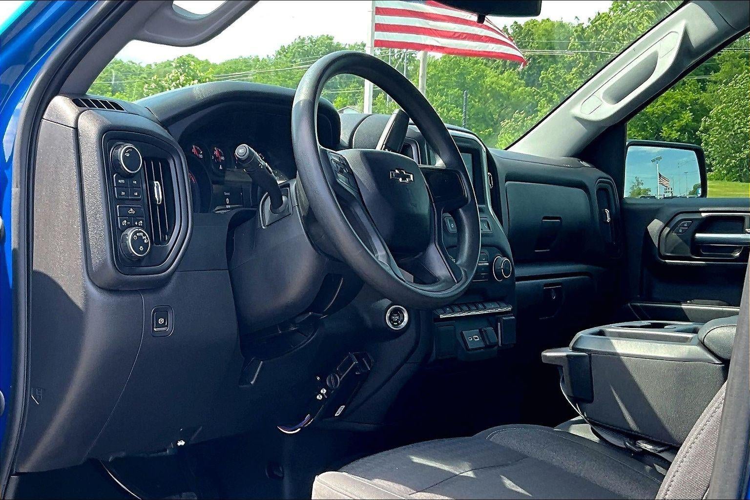 2022 Chevrolet Silverado 1500 Custom Trail Boss