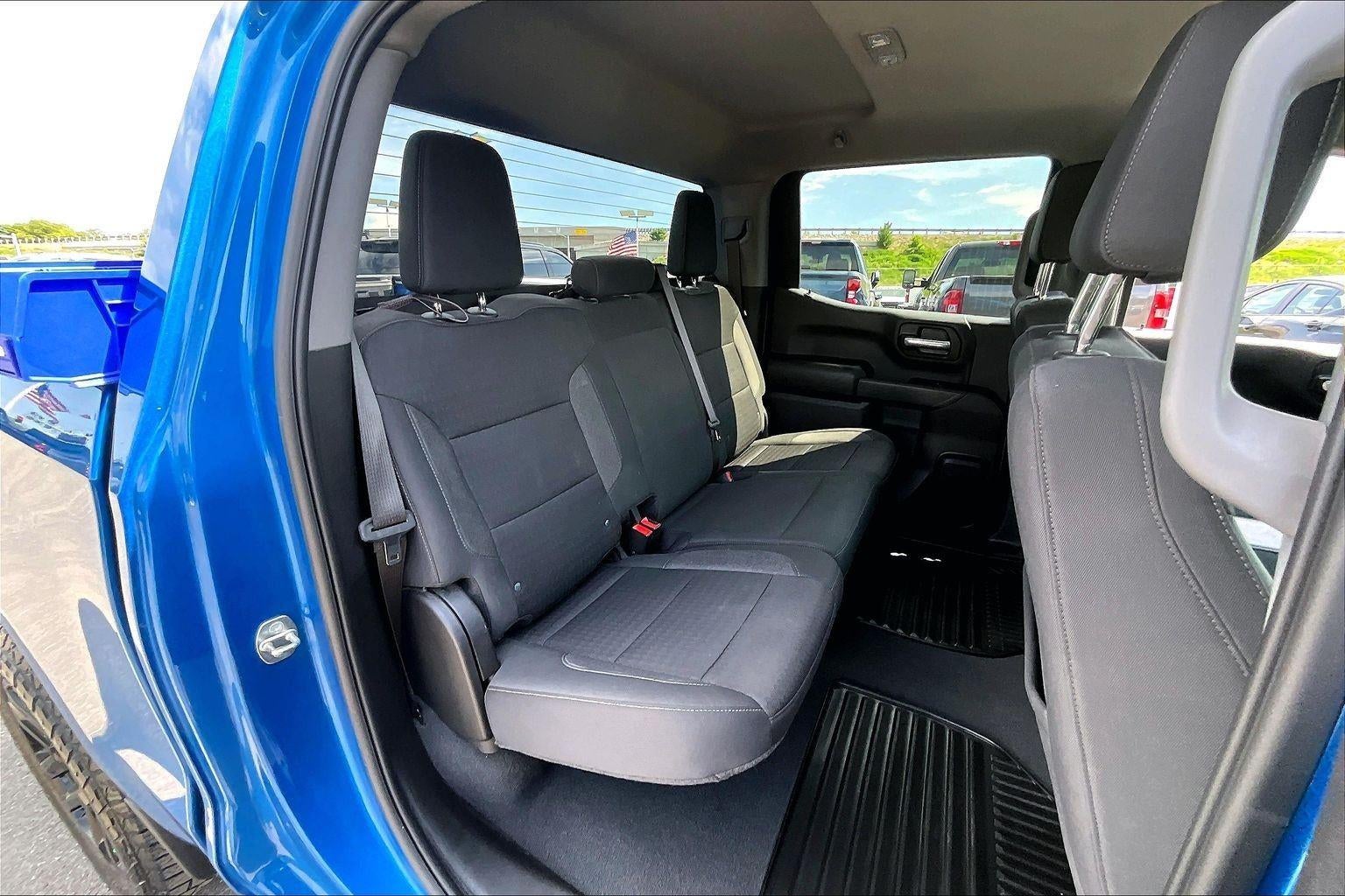 2022 Chevrolet Silverado 1500 Custom Trail Boss