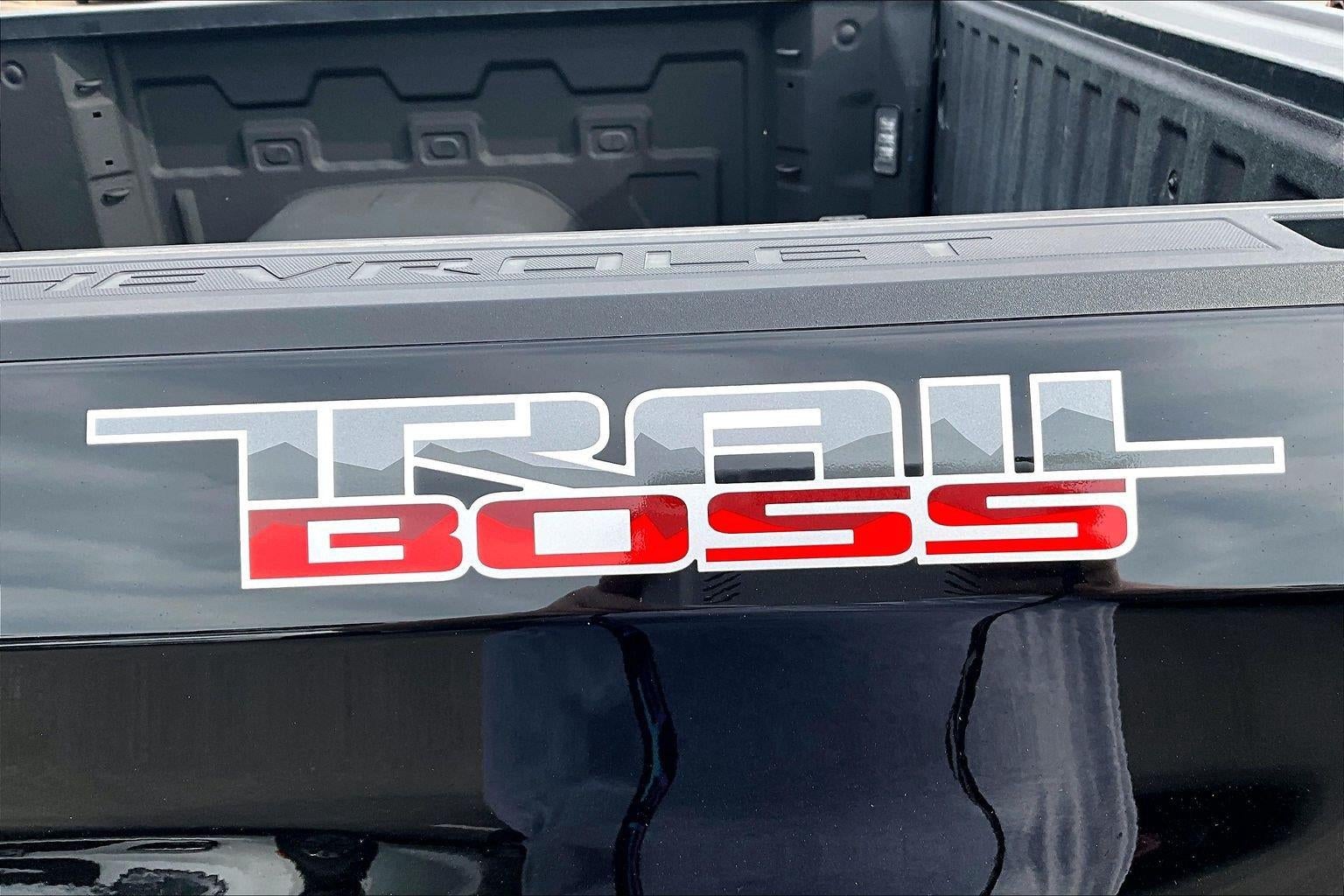 2024 Chevrolet Silverado 1500 Custom Trail Boss