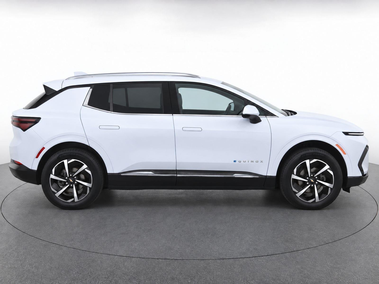 2024 Chevrolet Equinox EV 2LT