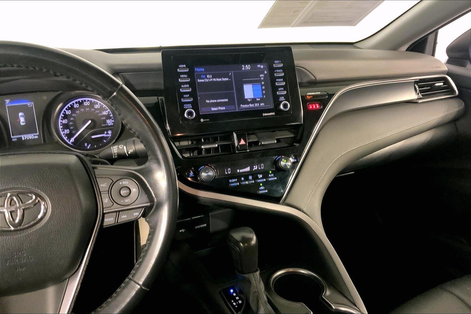 2024 Toyota Camry SE