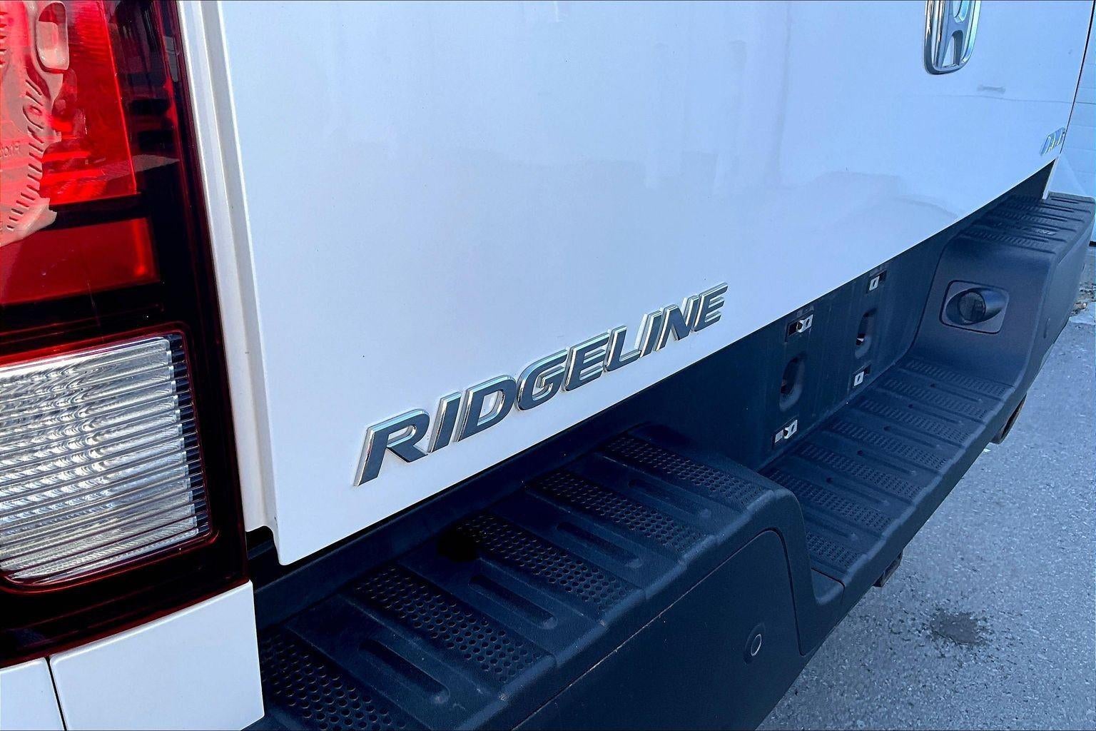 2022 Honda Ridgeline Black Edition