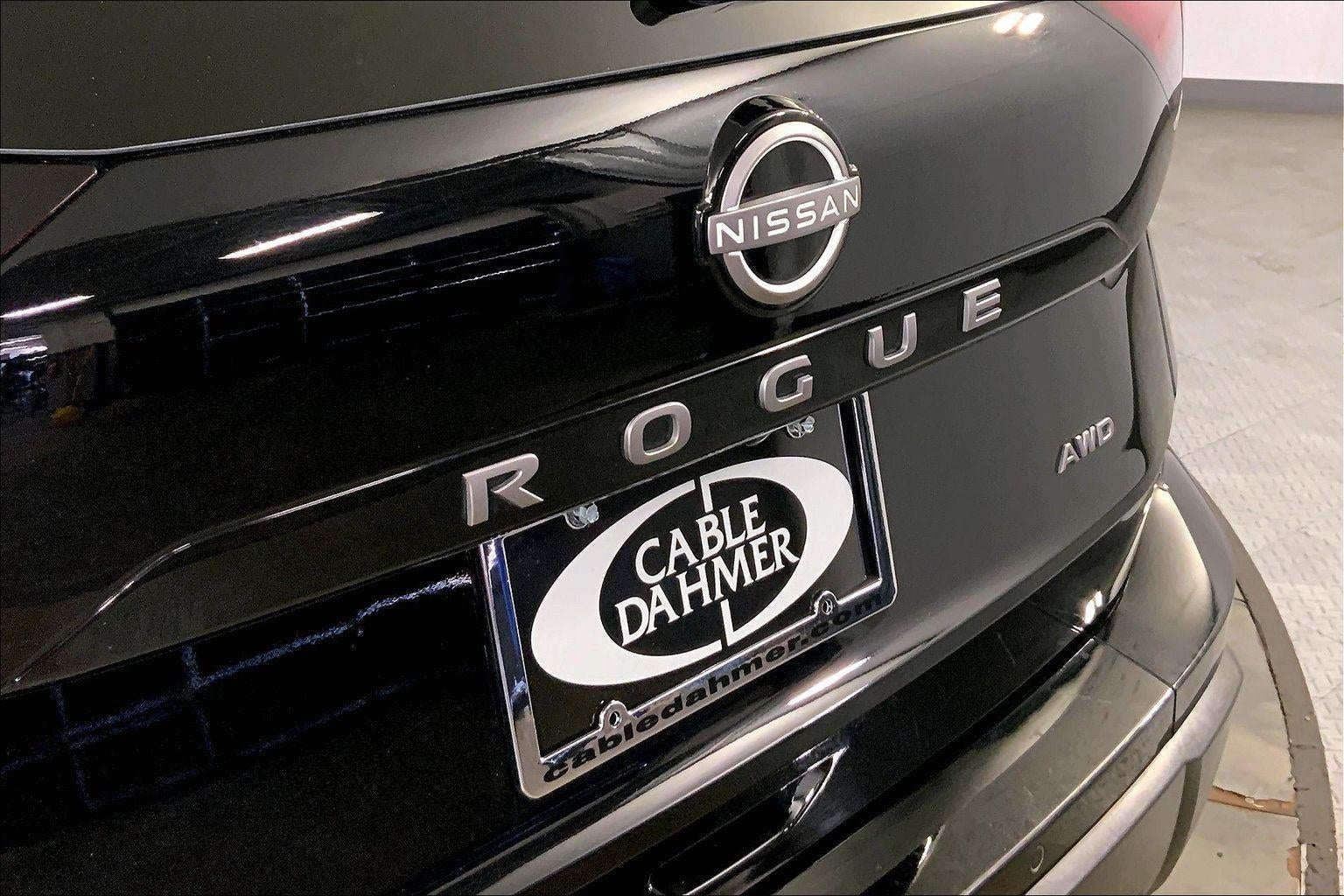 2025 Nissan Rogue SV